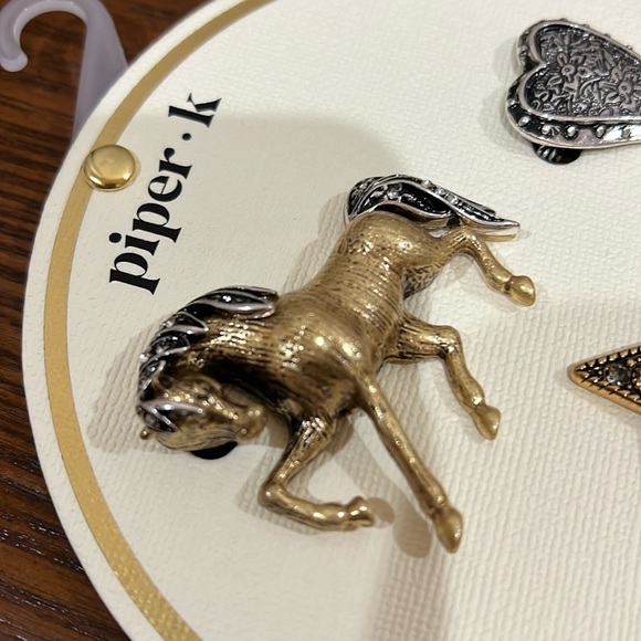 Piper K | Equestrian/Boho Motif Brooch Set - Picture 5 of 12